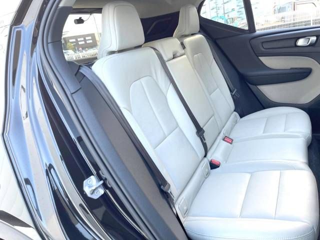 Volvo XC40 2019-01 19108-11