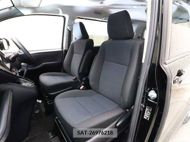 Toyota NOAH 2014-11 256033-5