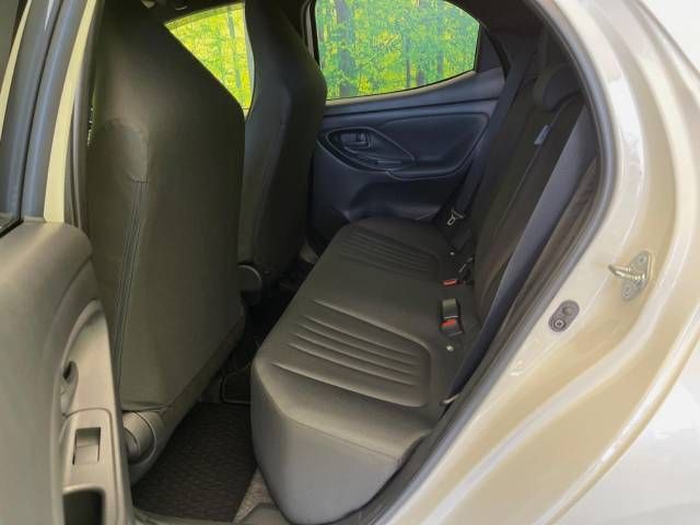 Toyota YARIS 2020-10 12739-9