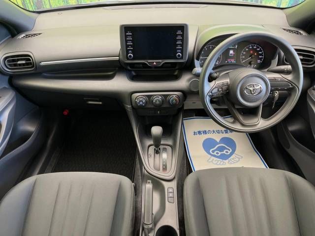 Toyota YARIS 2020-10 12739-1