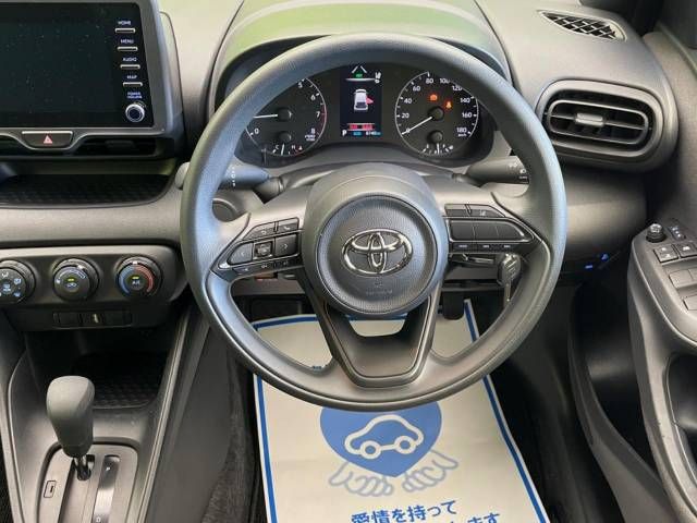 Toyota YARIS 2020-10 12739-11