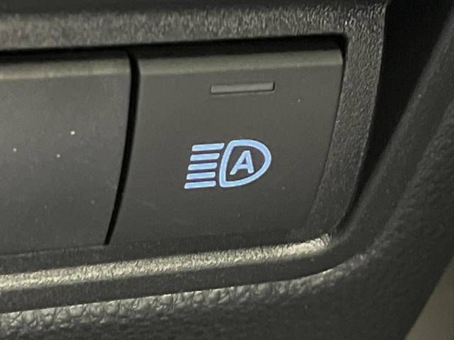 Toyota YARIS 2020-10 12739-4
