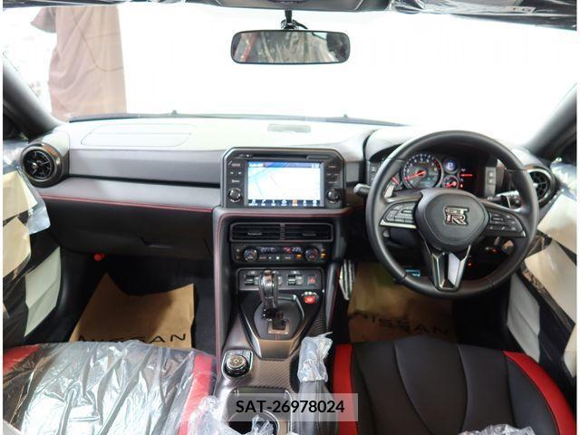 Nissan GT-R 2024-05 270805-5