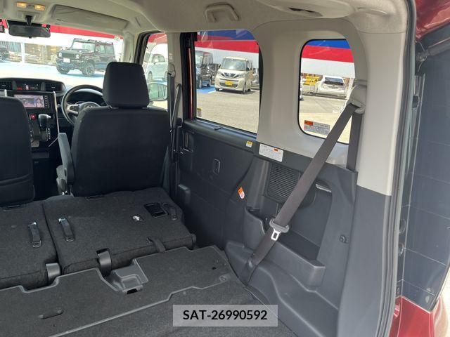 Toyota TANK 2019-05 369175-17