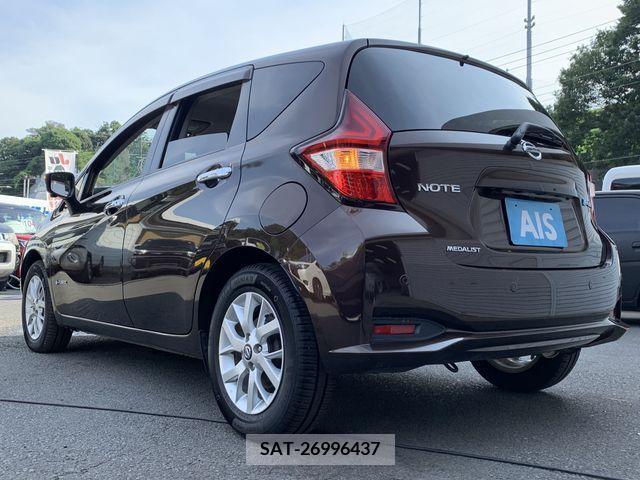 Nissan NOTE 2018-08 340816-7