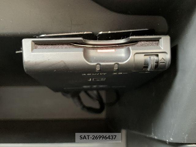 Nissan NOTE 2018-08 340816-25