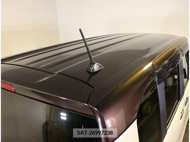 Honda N BOX 2021-03 350586-11