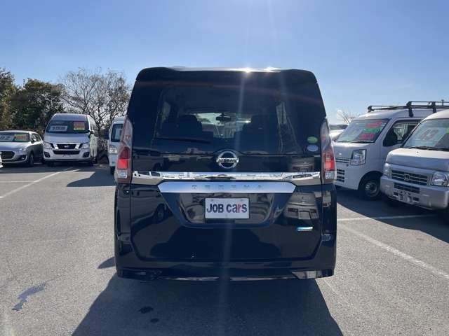 Nissan SERENA 2017-01 10537-4