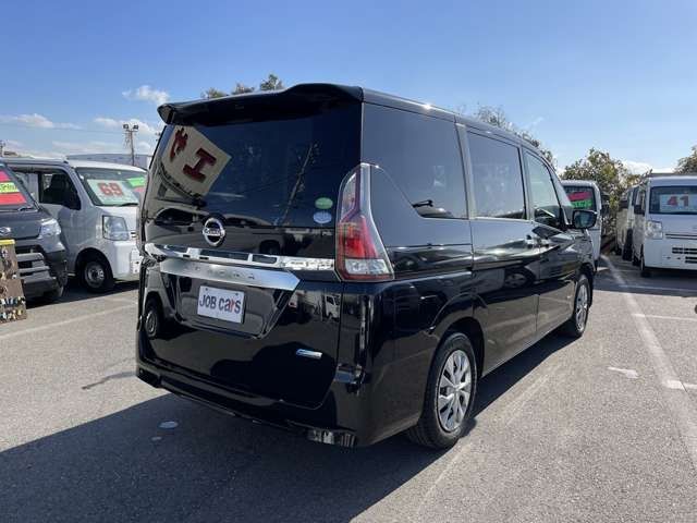 Nissan SERENA 2017-01 10537-5