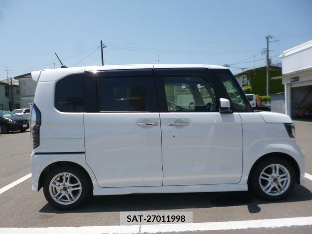 Honda N BOX CUSTOM 2019-08 307067-3