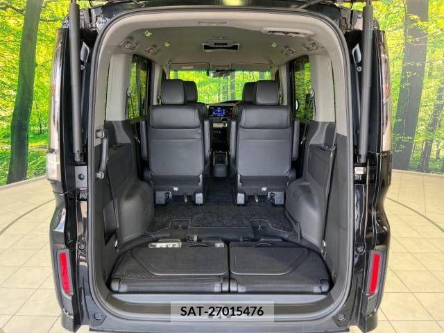 Honda e 2019-12 332400-11