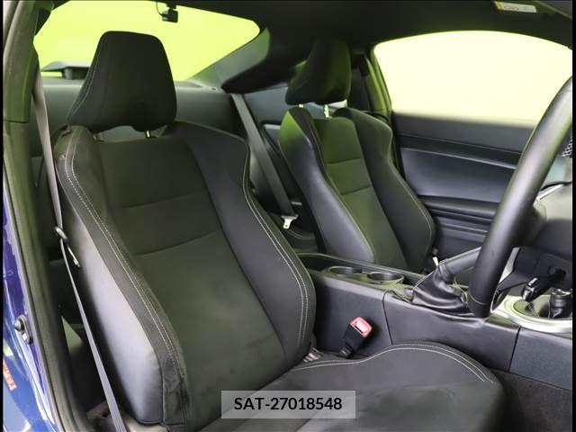 Toyota 86 2017-11 258605-19