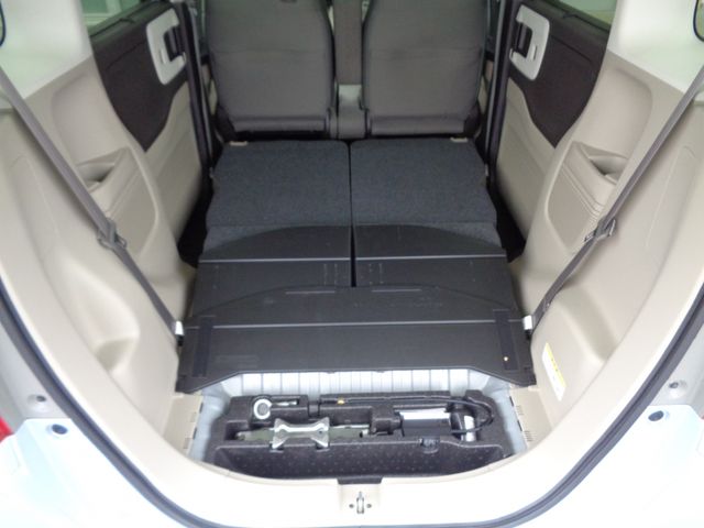 Honda N BOX 2018-10 189866-15