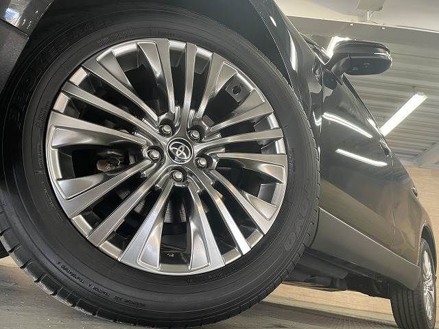 Toyota HARRIER HYBRID 2020-10 15662-10