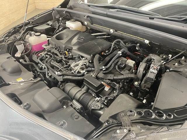 Toyota HARRIER HYBRID 2020-10 15662-15