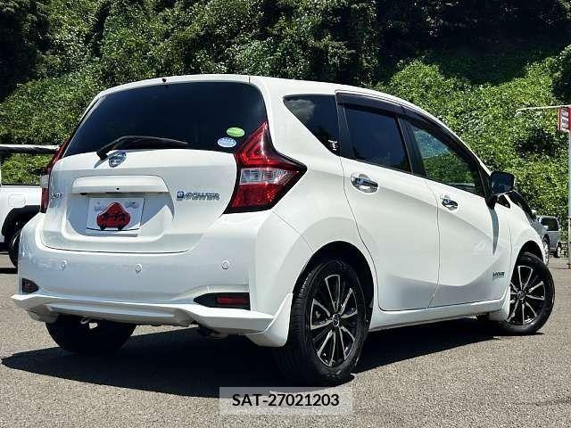 Nissan NOTE 2017-01 348905-2