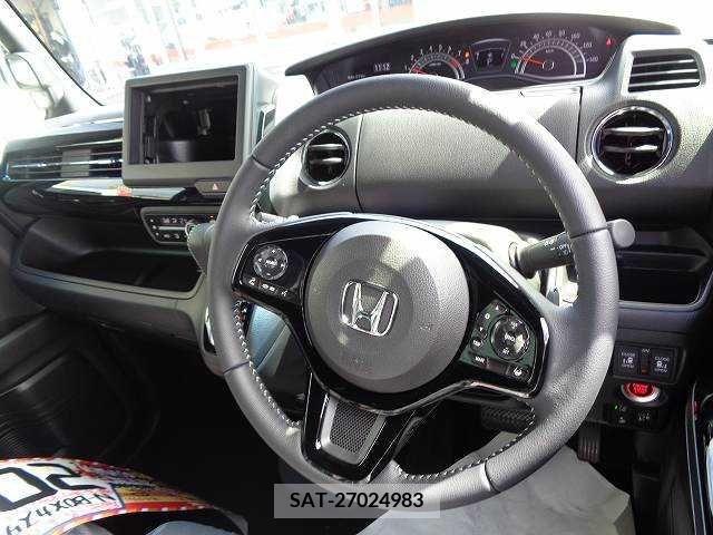 Honda N BOX 2022-10 203834-3