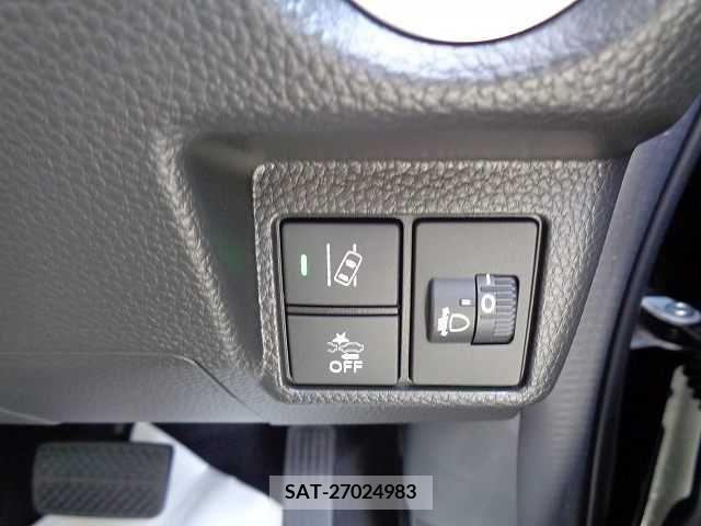 Honda N BOX 2022-10 203834-7