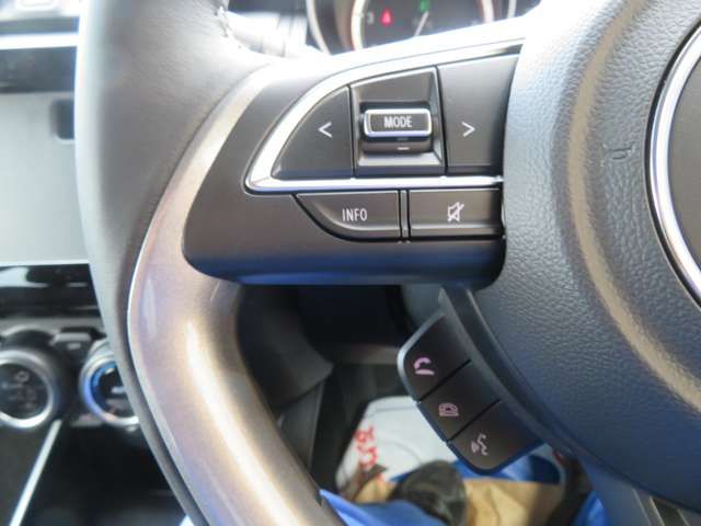Suzuki SWIFT 2023-05 21147-6