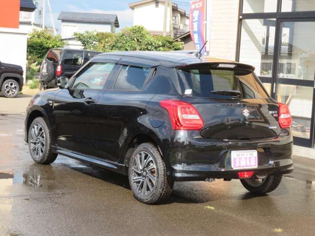 Suzuki SWIFT 2023-05 21147-5