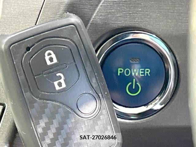 Toyota PRIUS 2012-03 366409-5