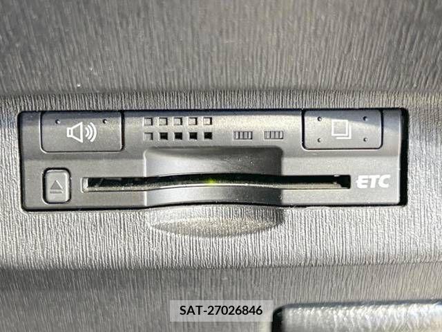 Toyota PRIUS 2012-03 366409-4
