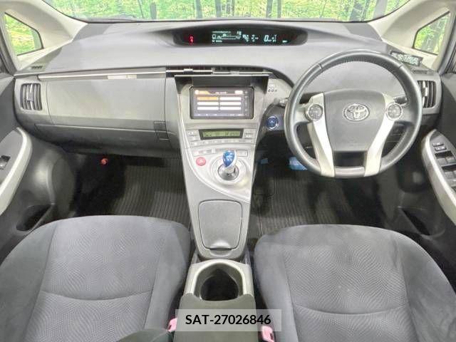 Toyota PRIUS 2012-03 366409-1