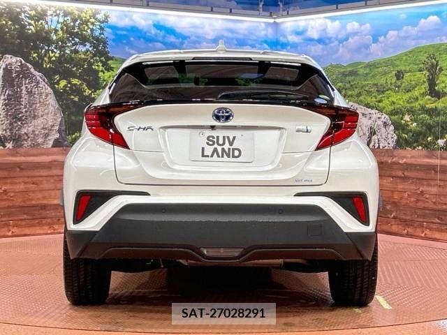 Toyota C-HR 2020-12 218363-15