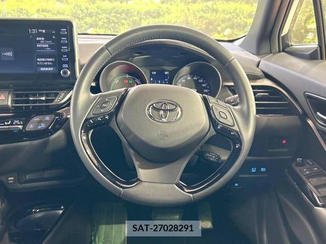 Toyota C-HR 2020-12 218363-11