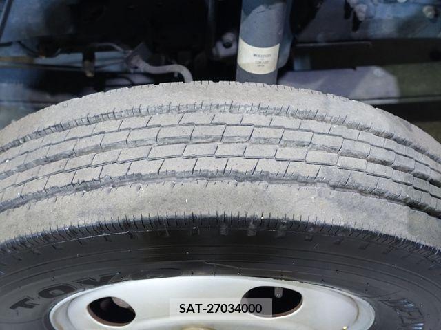 Mitsubishi CANTER 2014-12 218402-15