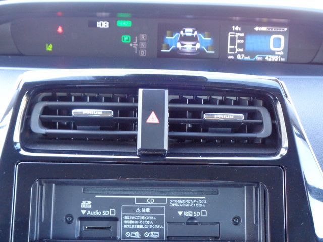 Toyota PRIUS 2019-06 24312-7