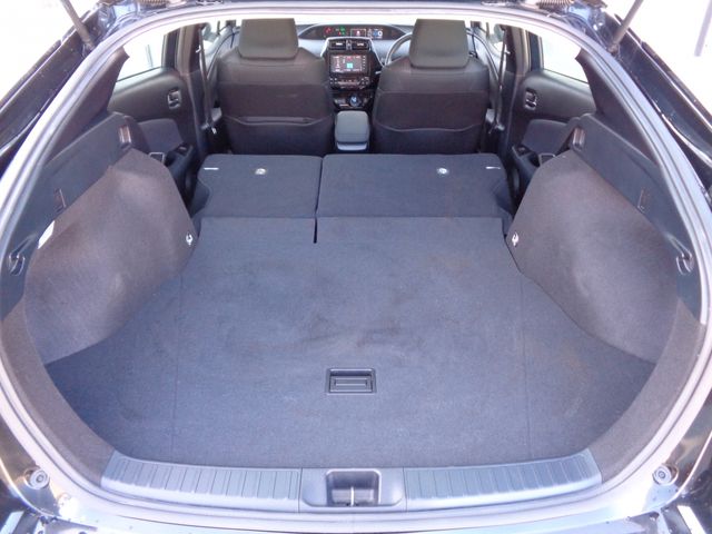 Toyota PRIUS 2019-06 24312-13