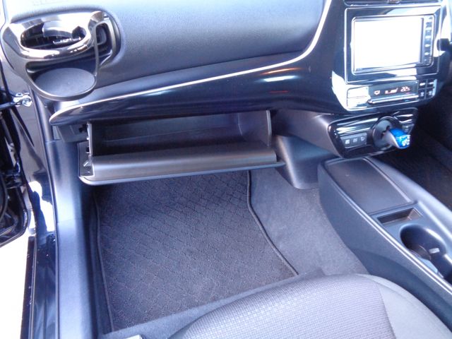 Toyota PRIUS 2019-06 24312-25