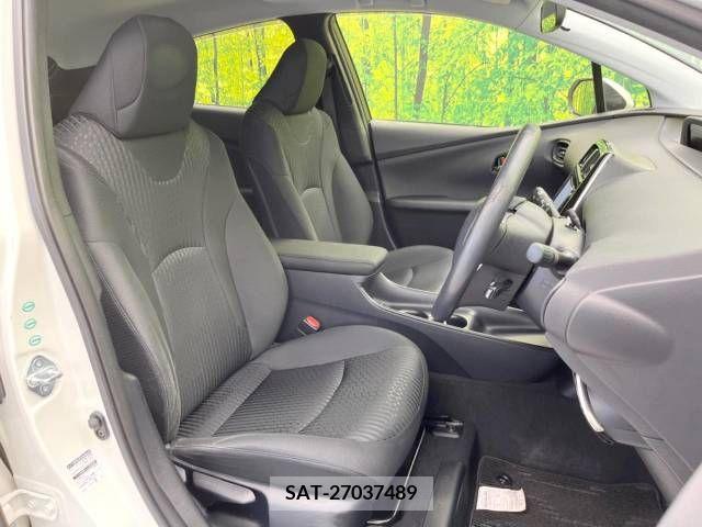 Toyota PRIUS 2016-05 379170-8