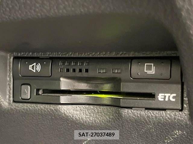 Toyota PRIUS 2016-05 379170-6