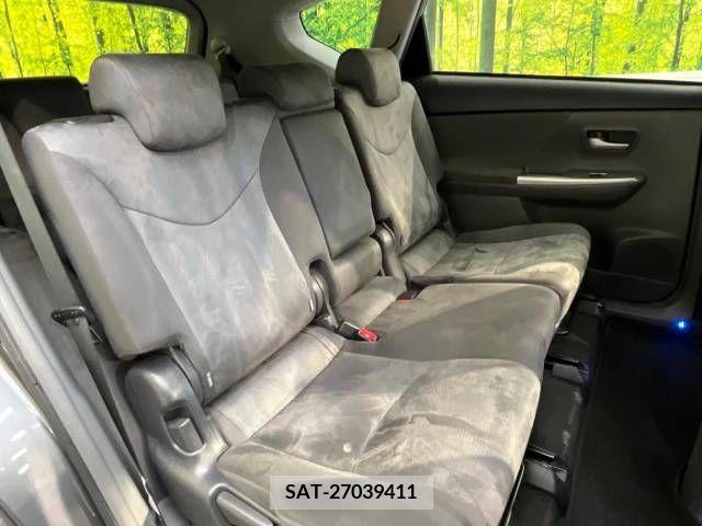 Toyota PRIUS ALPHA 2012-08 282495-9