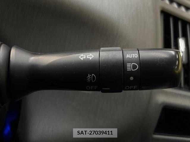 Toyota PRIUS ALPHA 2012-08 282495-5