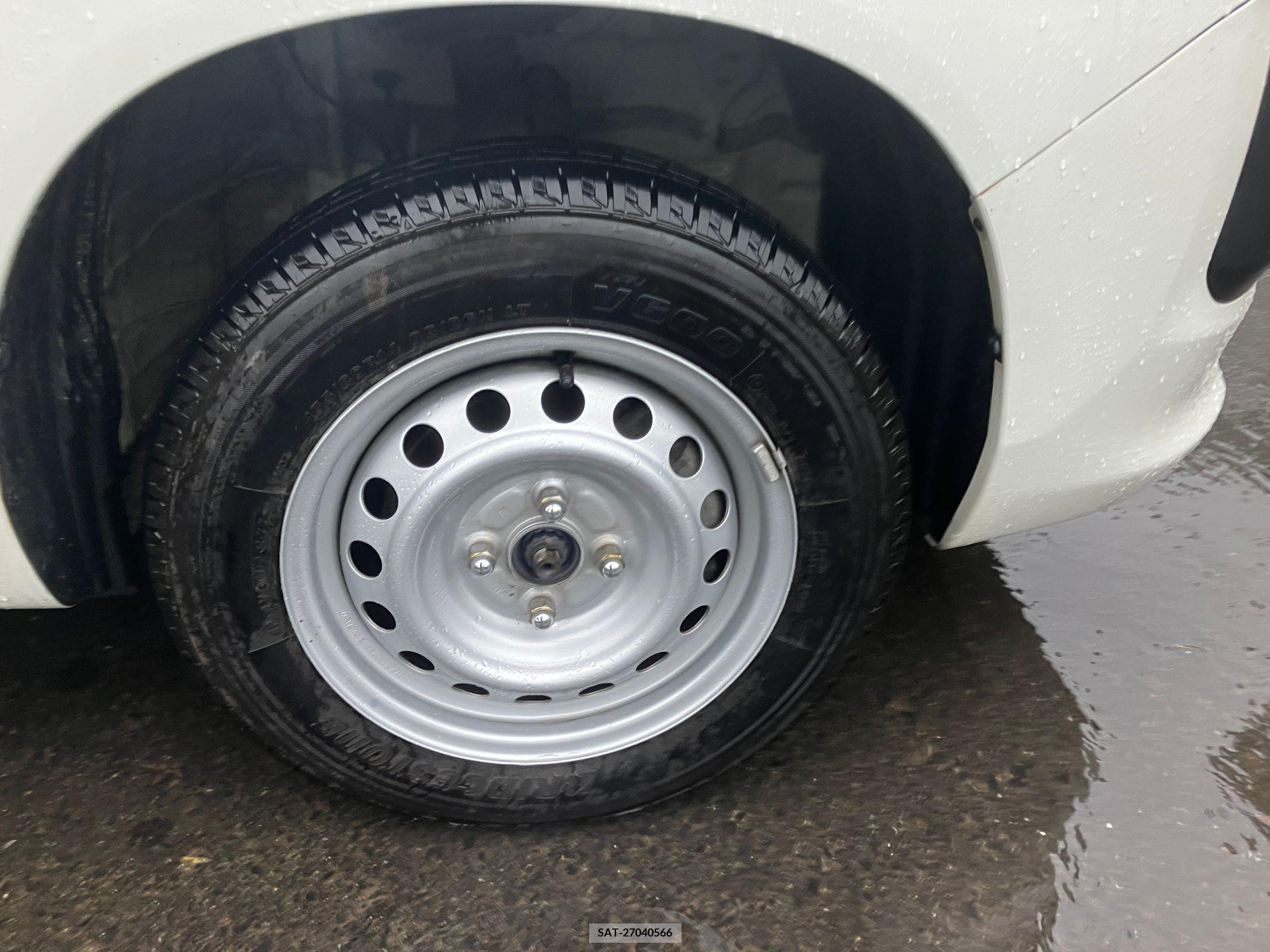 Toyota PROBOX VAN 2018 258420-18
