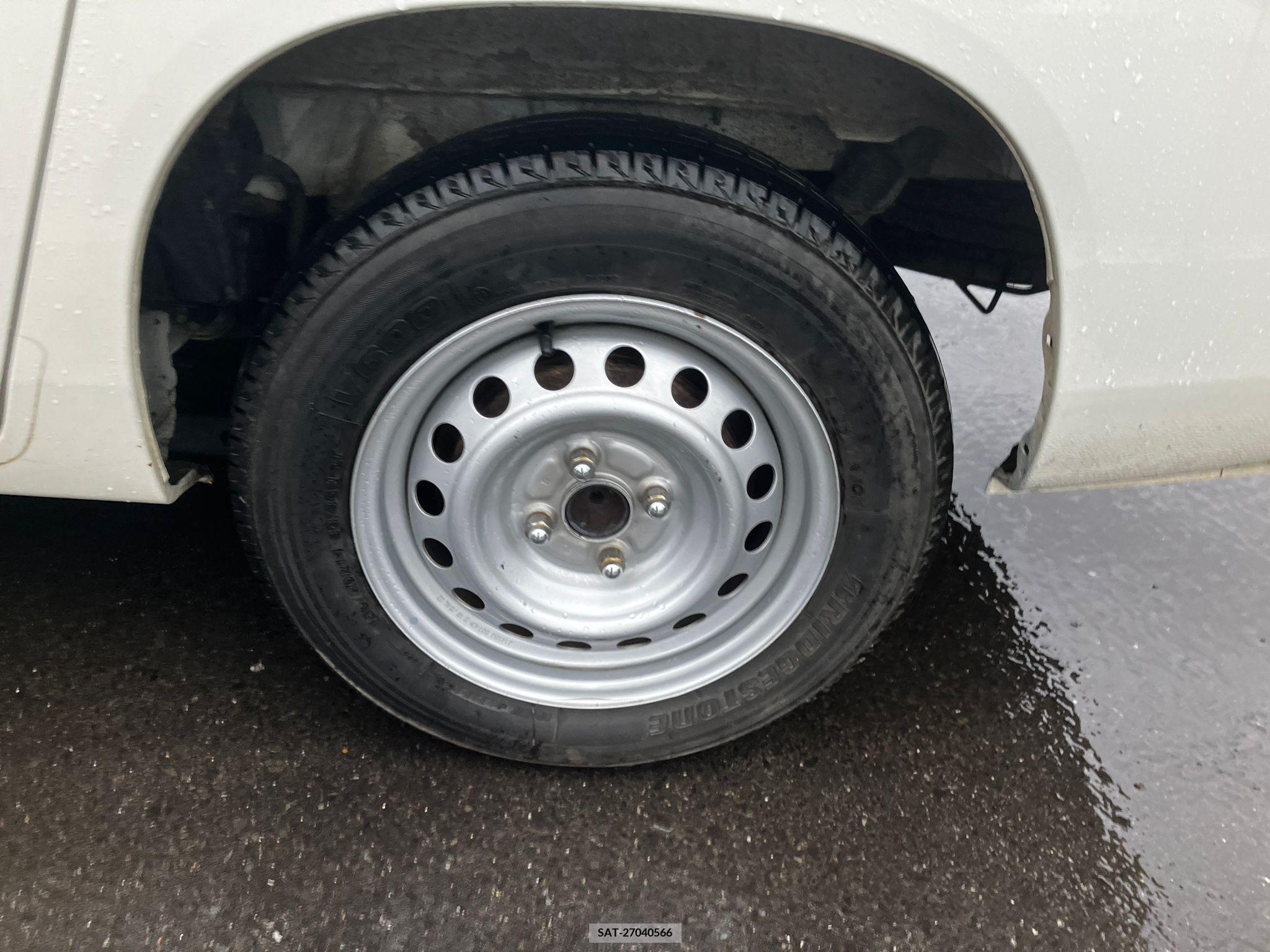 Toyota PROBOX VAN 2018 258420-21