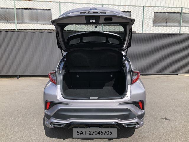 Toyota C-HR 2018-07 264142-9