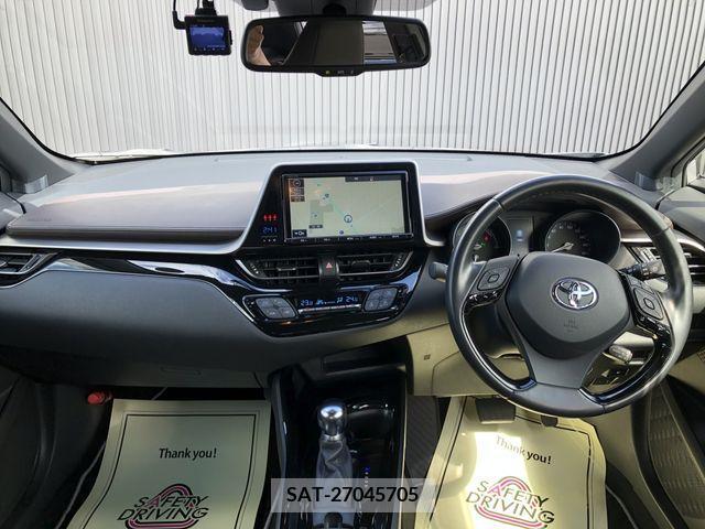 Toyota C-HR 2018-07 264142-1