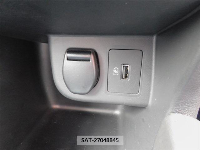 Nissan KICKS 2021-07 274422-20