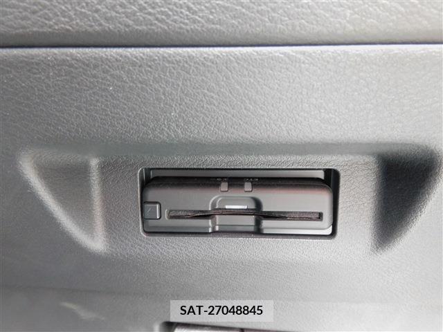Nissan KICKS 2021-07 274422-23