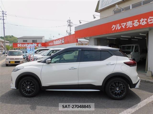 Nissan KICKS 2021-07 274422-5
