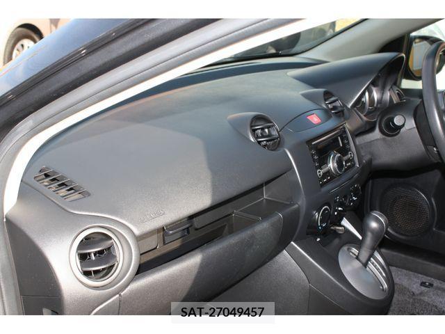 Mazda DEMIO 2013-06 214076-18