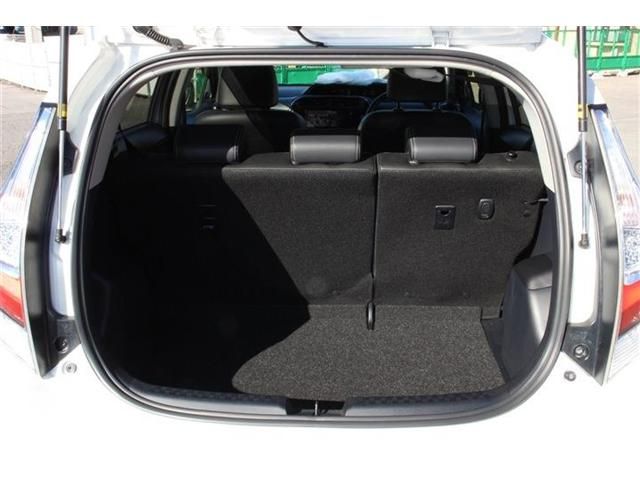 Toyota AQUA 2018-03 186975-20