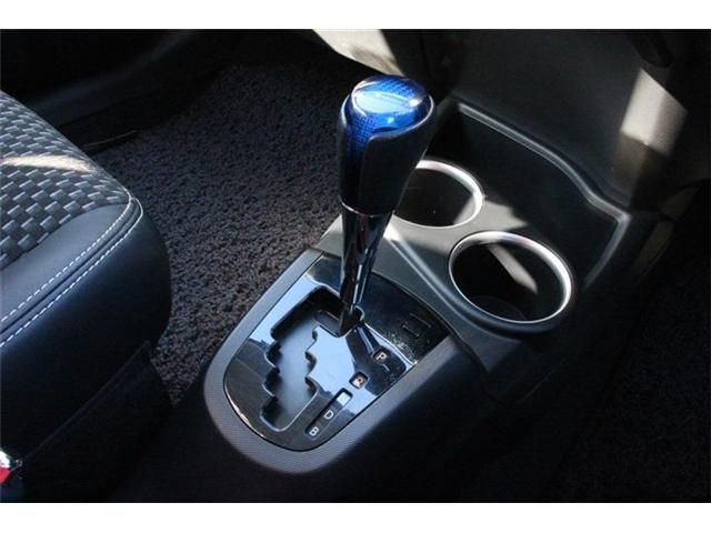 Toyota AQUA 2018-03 186975-6