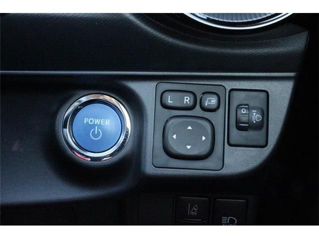 Toyota AQUA 2018-03 186975-8