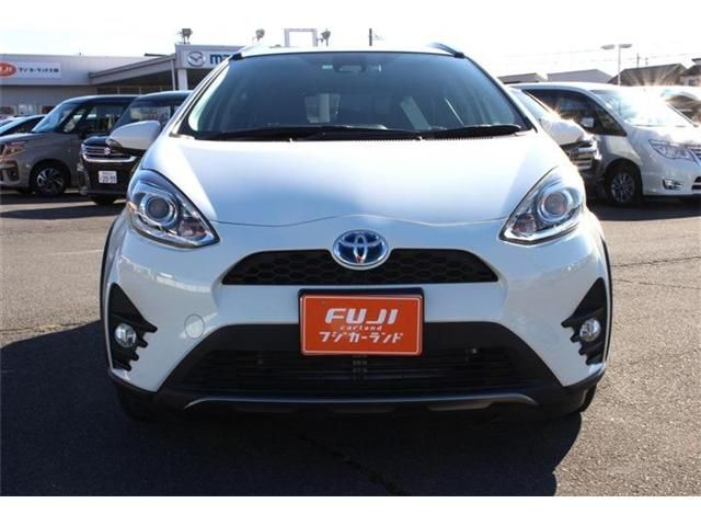 Toyota AQUA 2018-03 186975-25