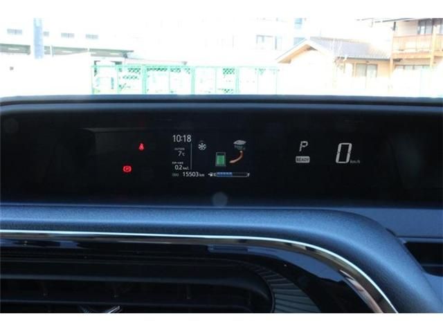 Toyota AQUA 2018-03 186975-7